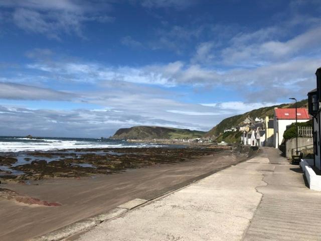 Puffins Nest Villa Gardenstown Buitenkant foto